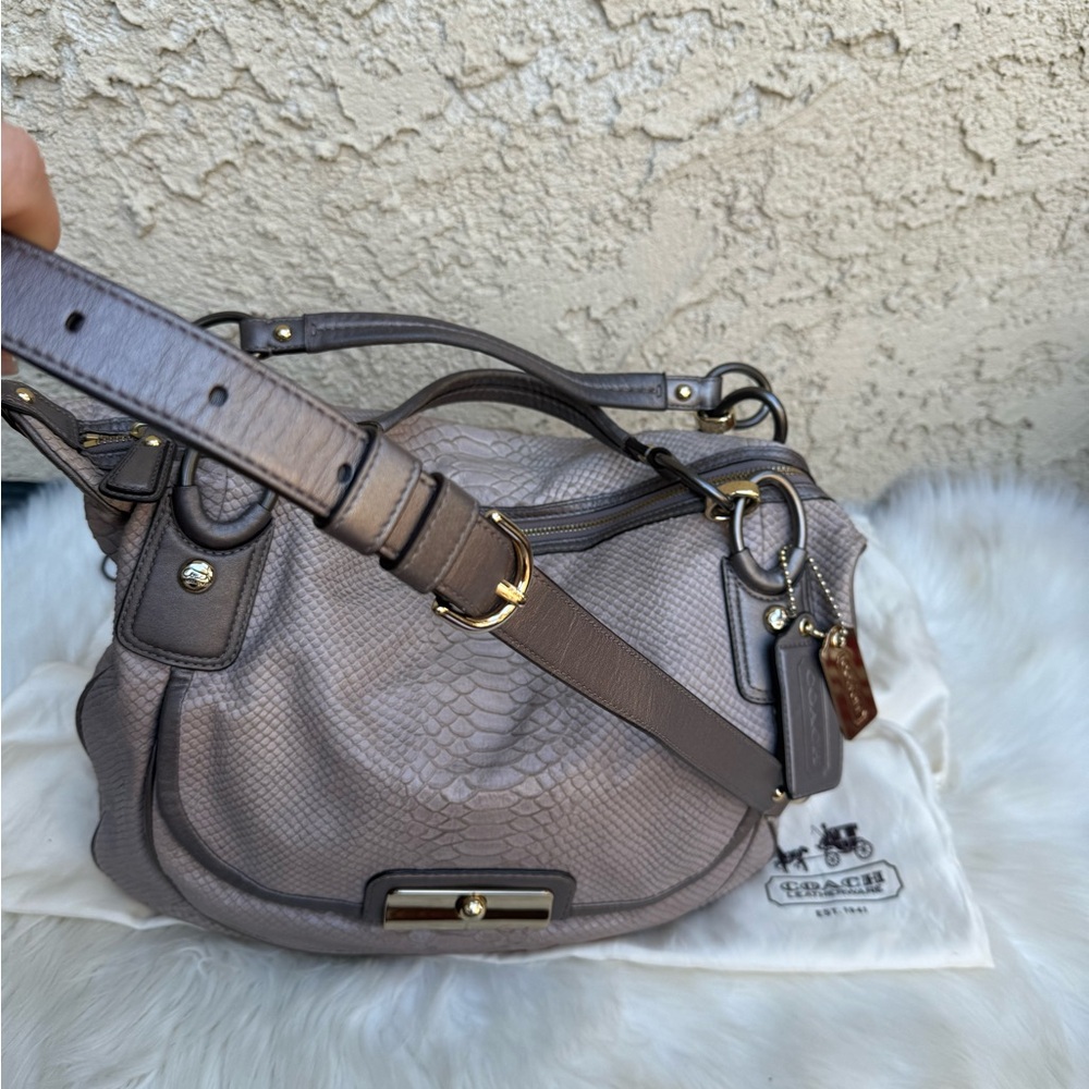 Coach python leather satchel crossbody w/ dust bag - Picture 15 of 16